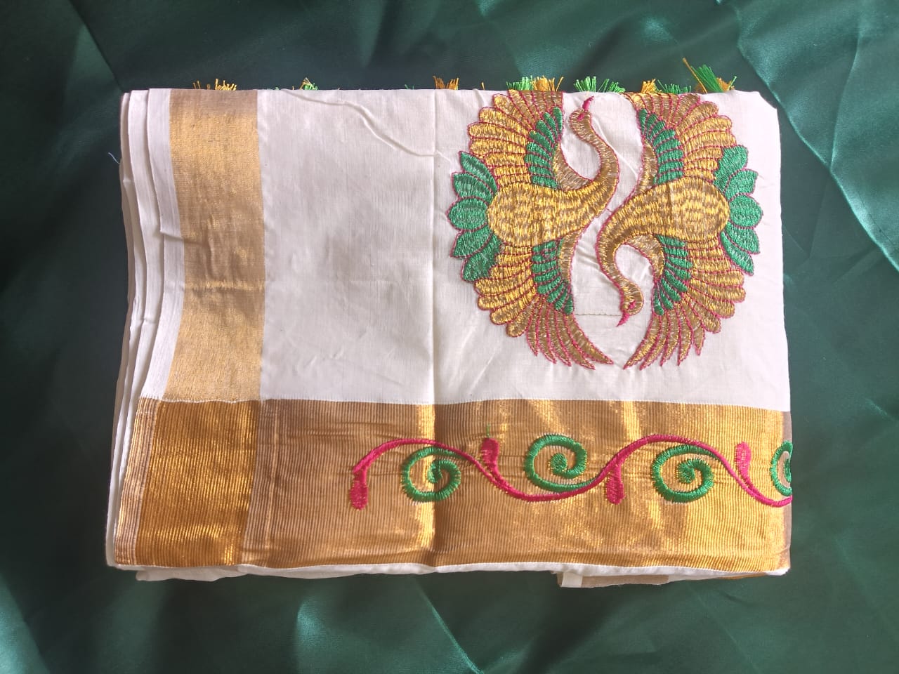 Kasavu saree