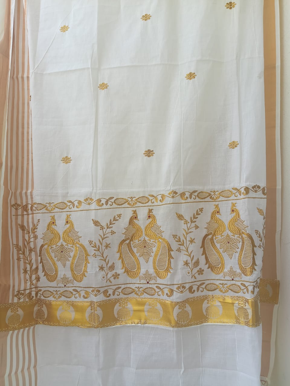 Kasavu saree