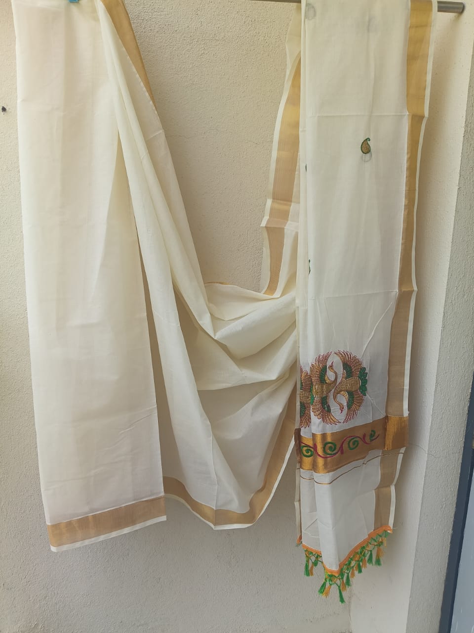 Kasavu saree
